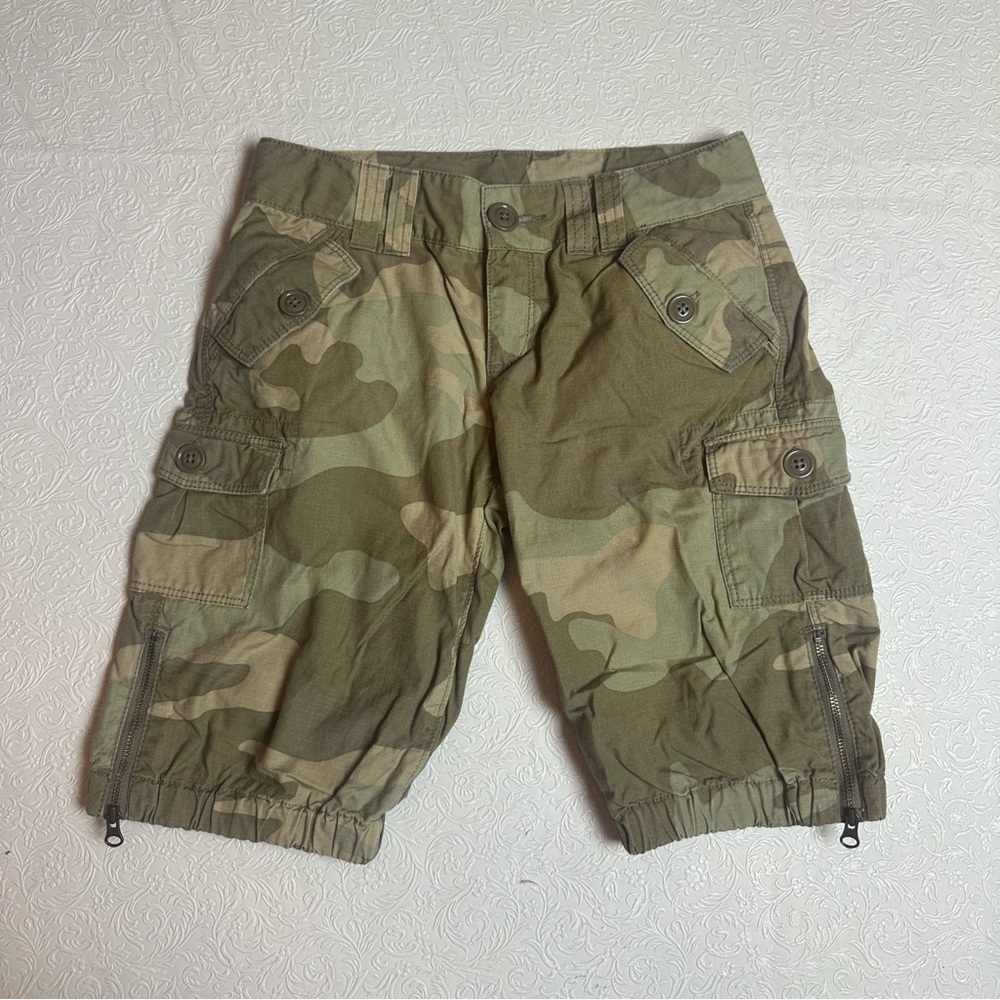 GapKids Camo Cargo Capris / Shorts with Zippers, Size 12